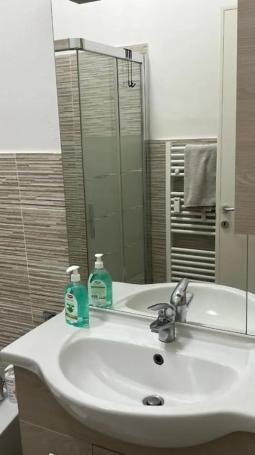 Modern Two Bedroom Apartment In Stadio Verona Italy